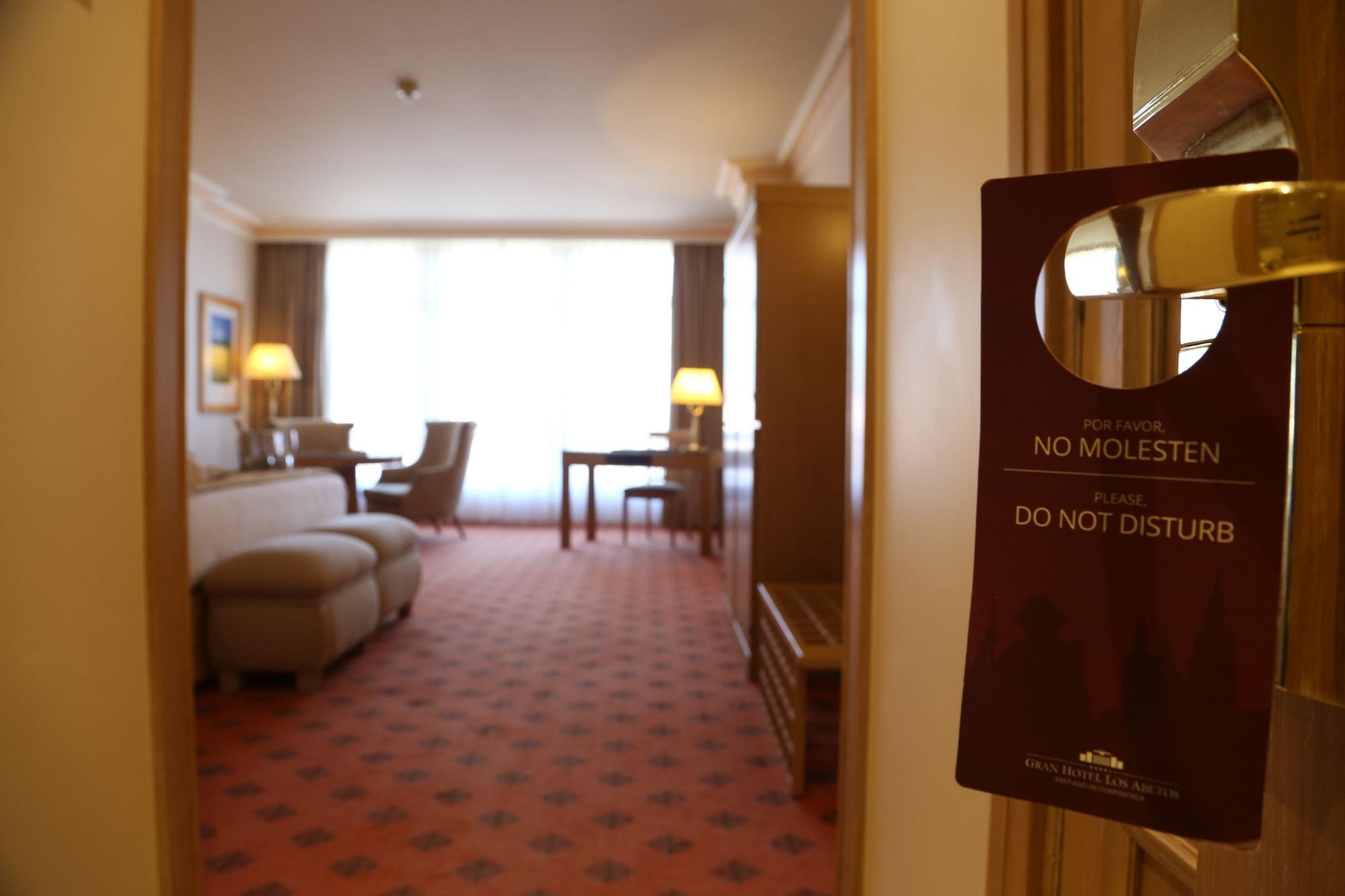 Gran Hotel Los Abetos Santiago de Compostela Exterior photo