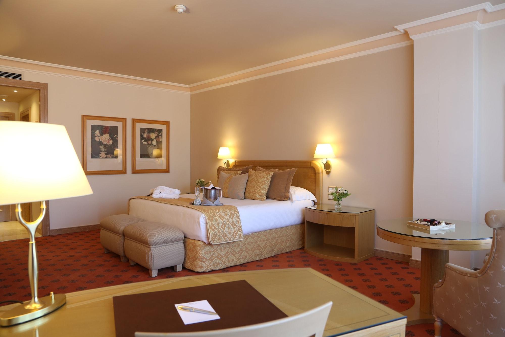 Gran Hotel Los Abetos Santiago de Compostela Exterior photo