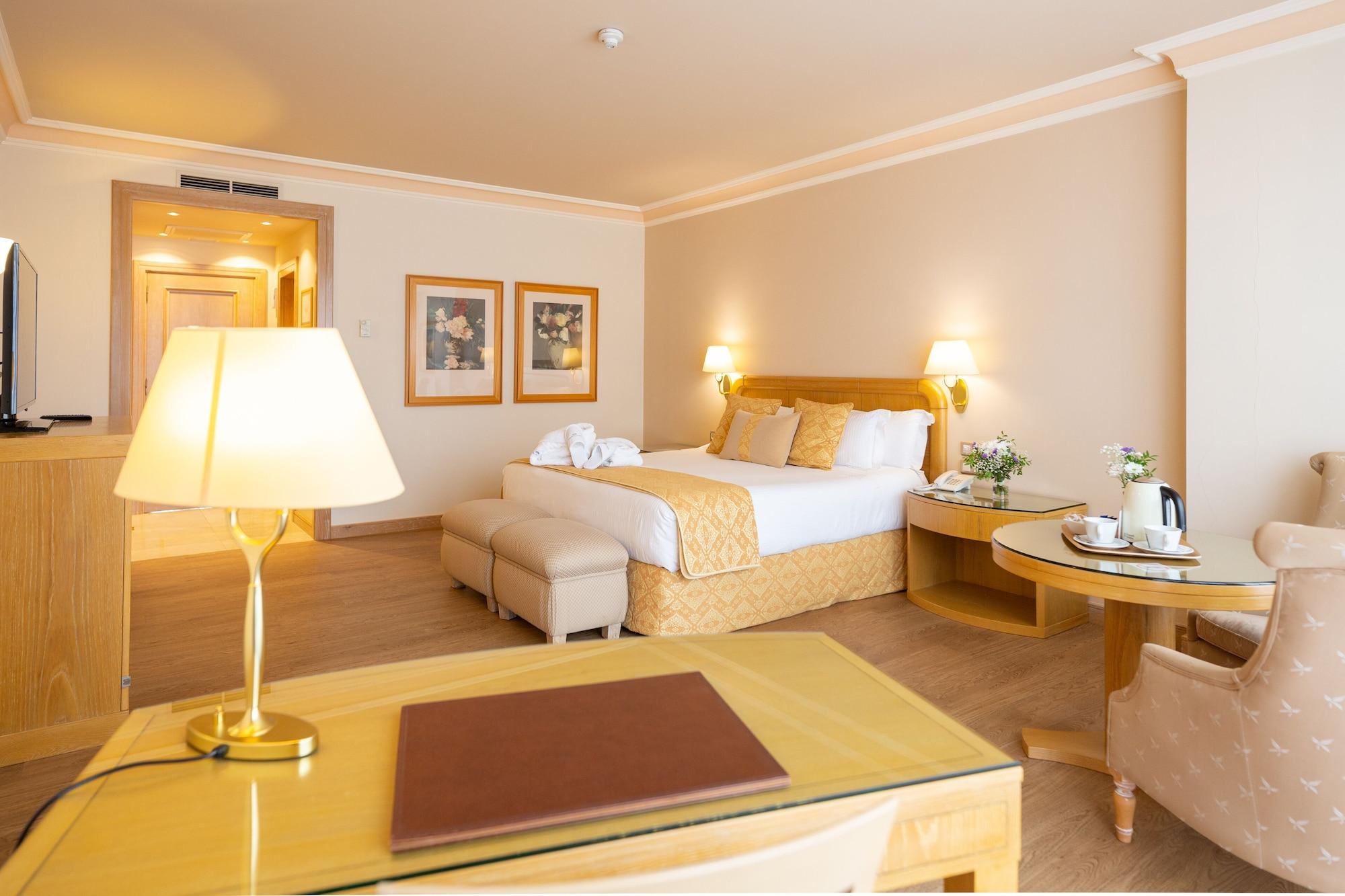 Gran Hotel Los Abetos Santiago de Compostela Exterior photo