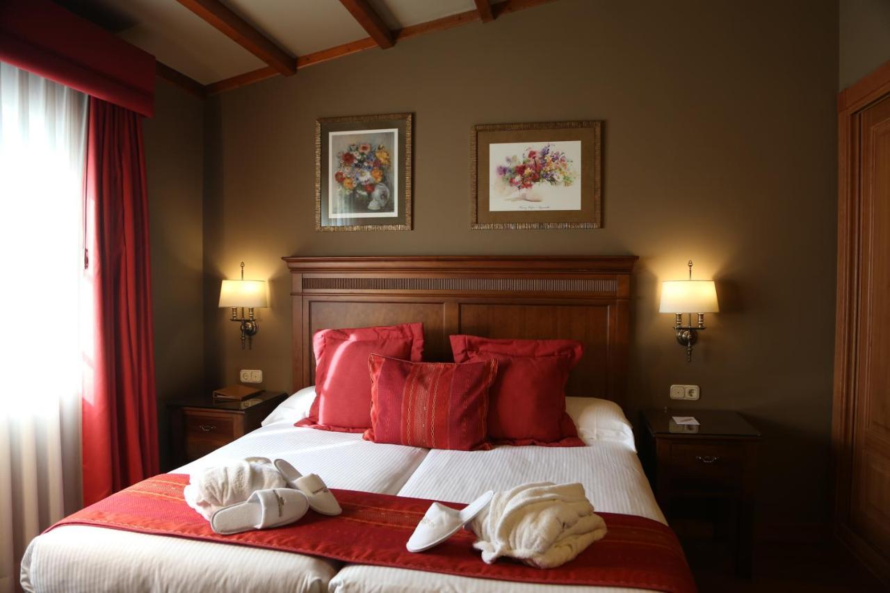 Gran Hotel Los Abetos Santiago de Compostela Exterior photo
