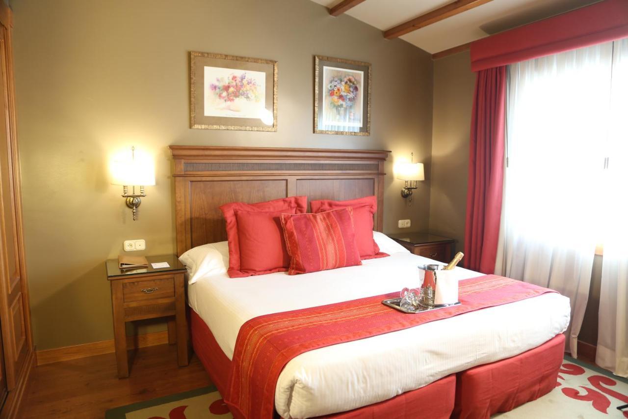 Gran Hotel Los Abetos Santiago de Compostela Exterior photo